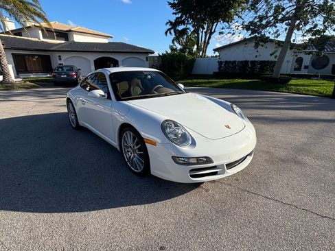 Used 2006 Porsche 911 Carrera image 2