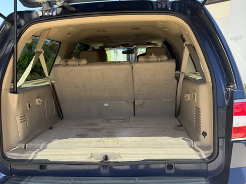 Used 2010 Lincoln Navigator L 4WD image 13