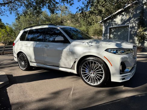 Used 2022 BMW ALPINA XB7 image 4