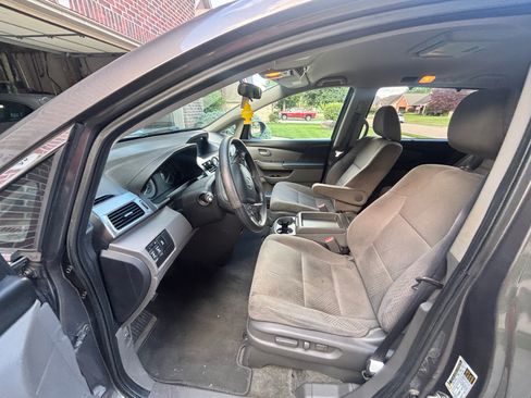 Used 2016 Honda Odyssey SE image 6