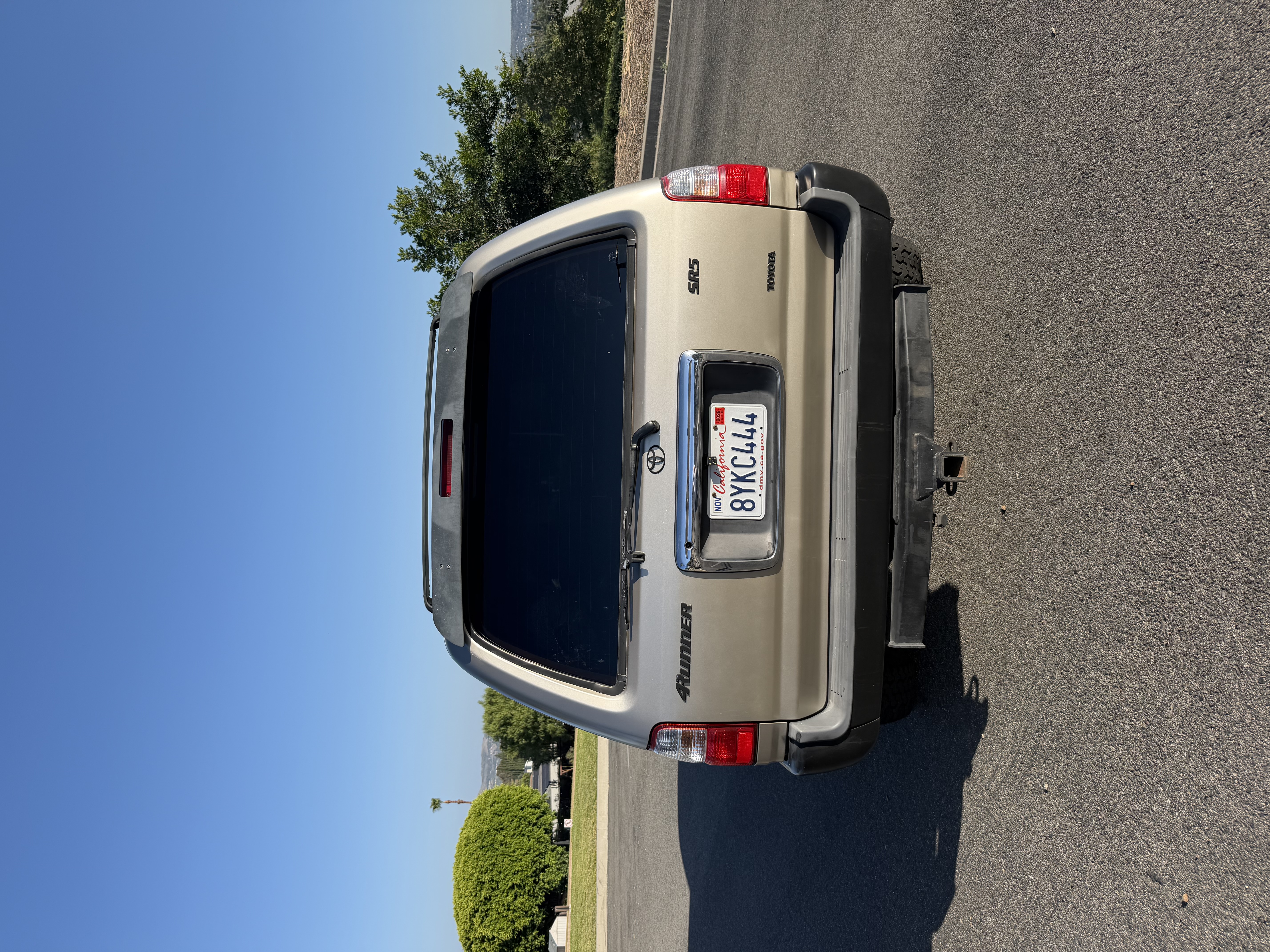 Used 2002 Toyota 4Runner SR5 RWD image 2