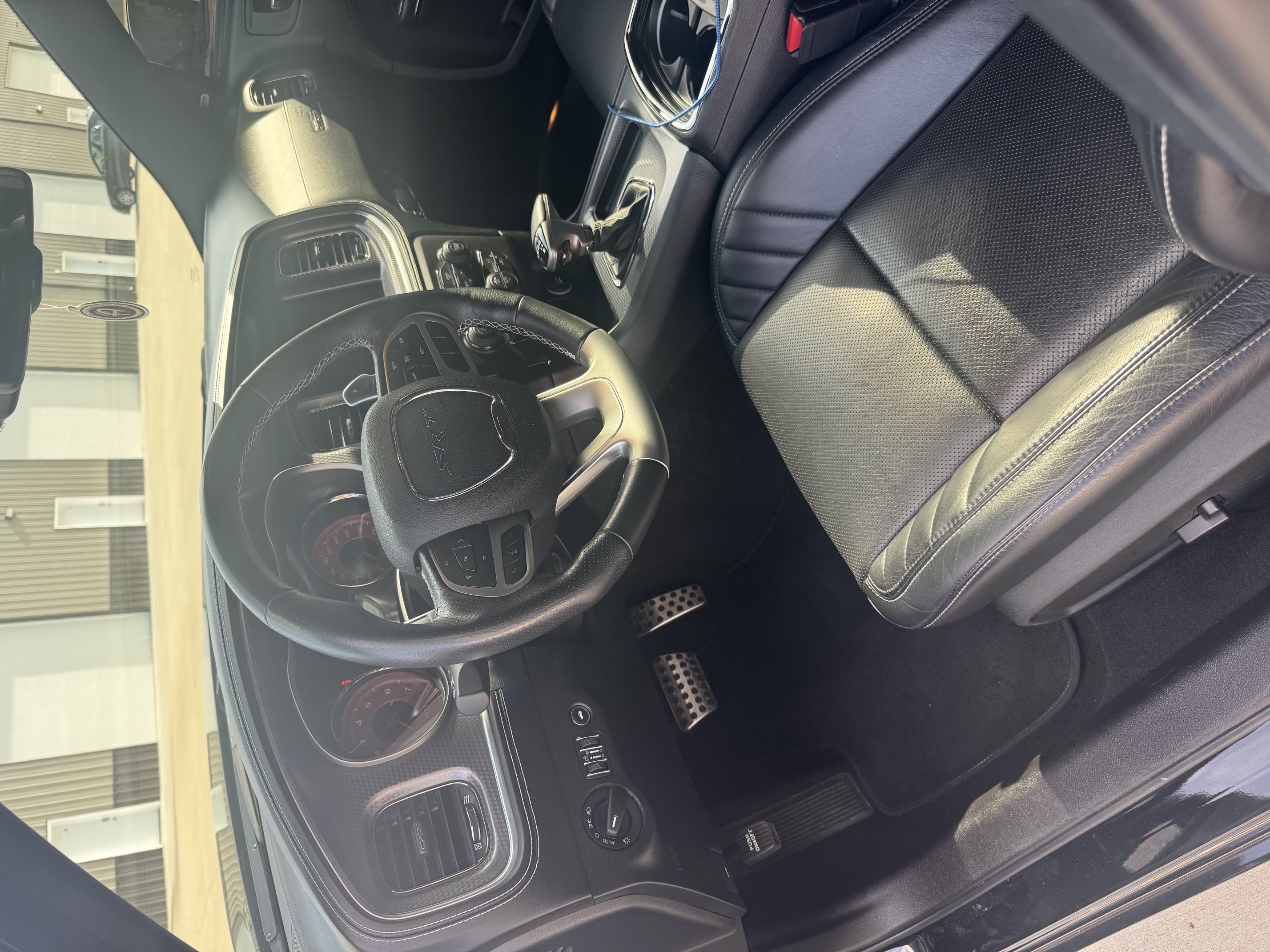 Used 2022 Dodge Charger SRT Hellcat RWD image 10