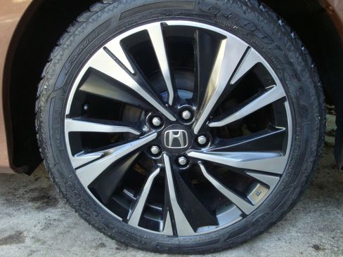 Used 2016 Honda Accord EX-L image 10
