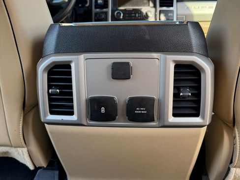 Used 2018 Ford F250 Lariat w/ Lariat Ultimate Package image 6