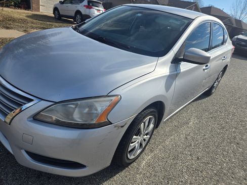 Used 2014 Nissan Sentra SV w/ SV Driver Package image 4