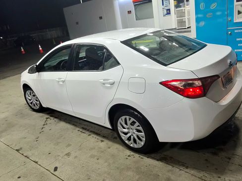 Used 2019 Toyota Corolla LE FWD image 6