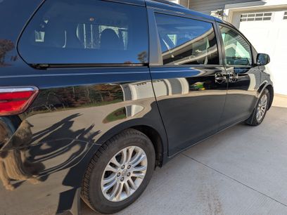 Used 2016 Toyota Sienna XLE Premium