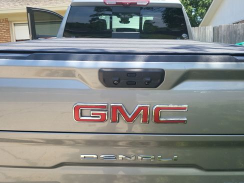 Used 2023 GMC Sierra 1500 Denali w/ Denali Reserve Package AWD/4WD image 14