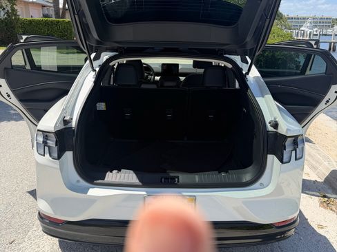 Used 2021 Ford Mustang Mach-E California Route 1 image 12