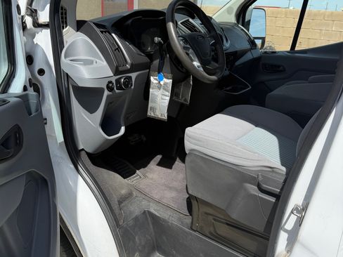 Used 2016 Ford Transit 350 XLT image 5