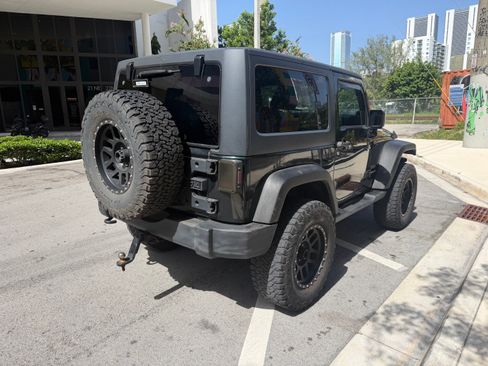 Used 2012 Jeep Wrangler Sport AWD/4WD image 11