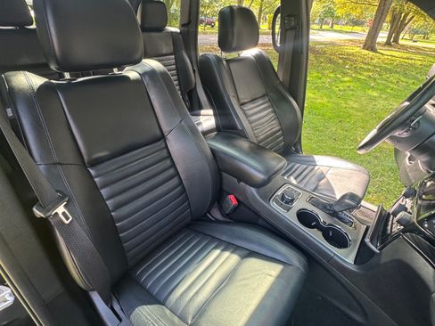 Used 2019 Jeep Grand Cherokee Limited X AWD/4WD image 15