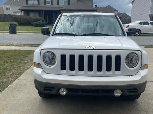 Used 2016 Jeep Patriot Sport w/ Power Value Group image 2