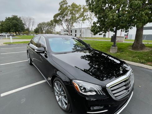 Used 2019 Mercedes-Benz S 560 Sedan image 4