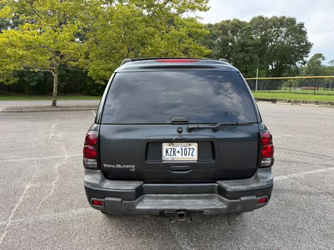 Used 2005 Chevrolet TrailBlazer EXT 4WD image 4