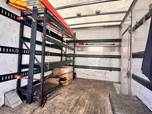 Used 2016 Ford E-350 and Econoline 350 Super Duty w/ Power Windows & Locks Group image 23