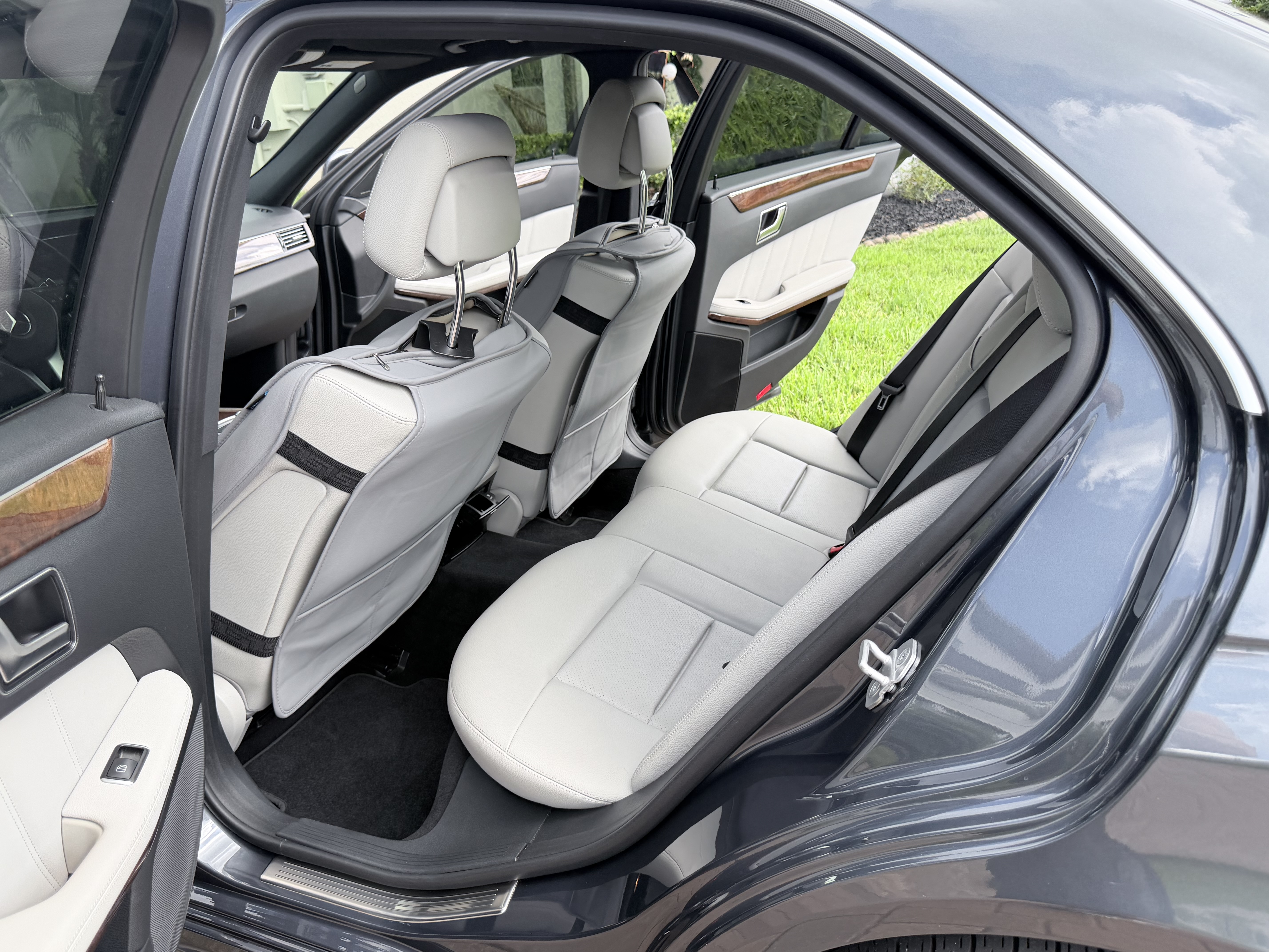 Used 2013 Mercedes-Benz E 350 Sedan image 8