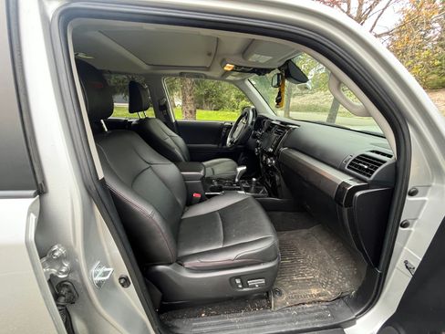 Used 2021 Toyota 4Runner TRD Off-Road Premium w/ Moonroof Package image 23