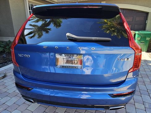 Used 2019 Volvo XC90 T6 R-Design w/ Advanced Package image 12