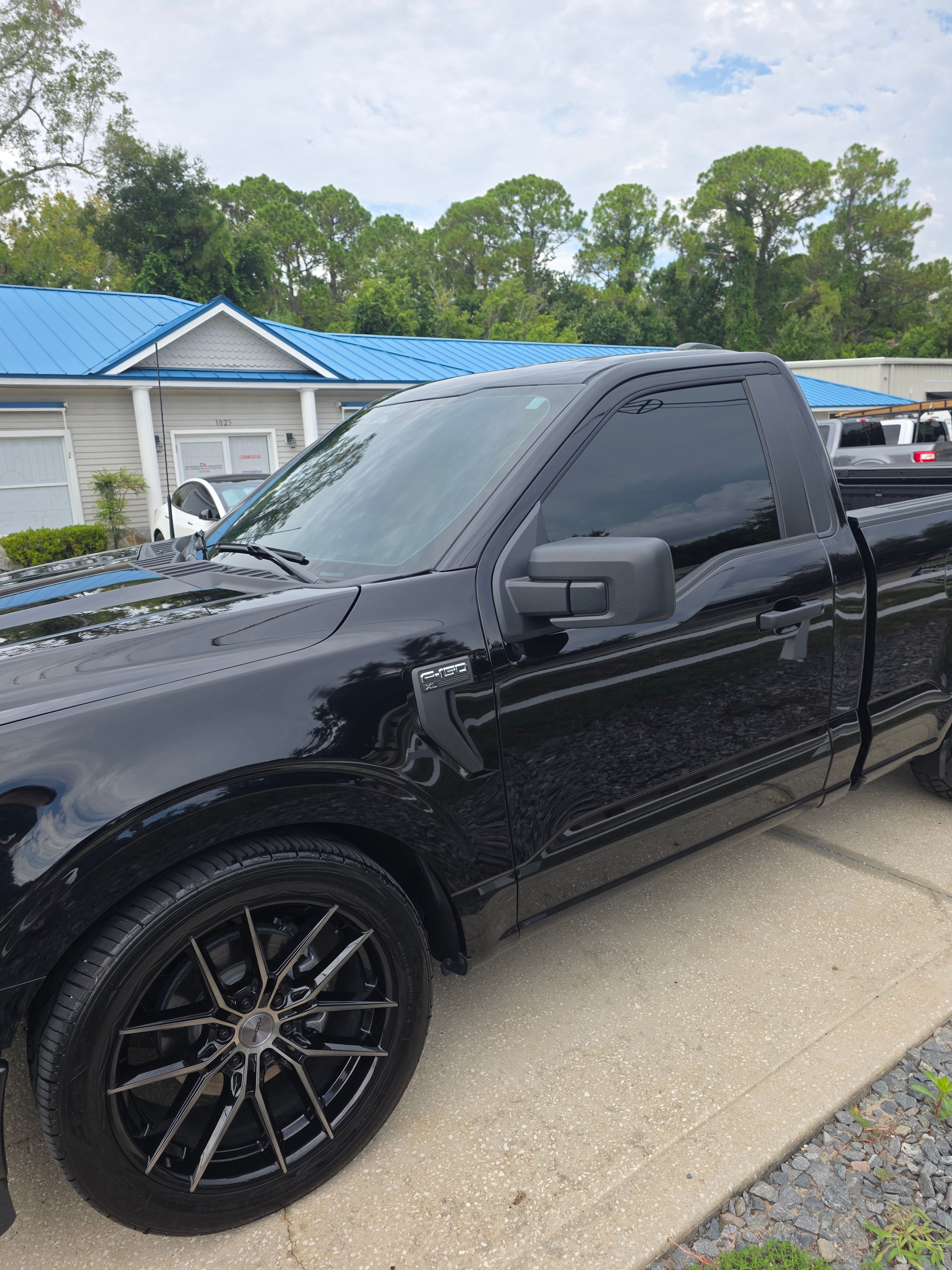 Used 2025 Ford F150 XL AWD/4WD image 11