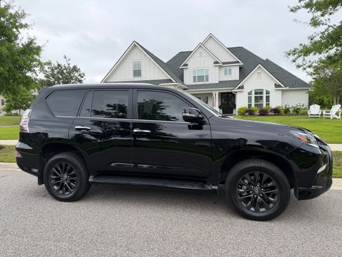 Used 2022 Lexus GX 460 Premium AWD/4WD image 1