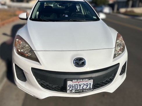 Used 2013 MAZDA MAZDA3 i SV image 5