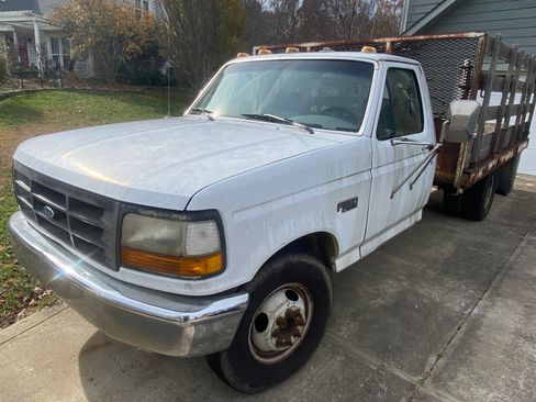 Used 1994 Ford F350 2WD Regular Cab image 2
