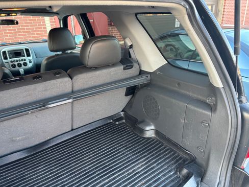 Used 2006 Ford Escape 4WD Hybrid image 10