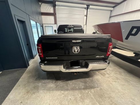 Used 2019 RAM 3500 Laramie image 17