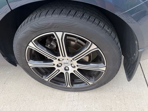 Used 2019 Volvo XC60 T6 Inscription w/ Protection Package Premier AWD/4WD image 17