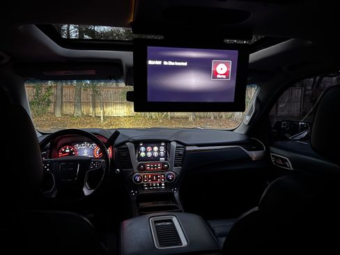 Used 2016 GMC Yukon Denali w/ Open Road Package image 8