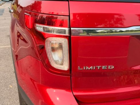 Used 2014 Ford Explorer Limited AWD/4WD image 8