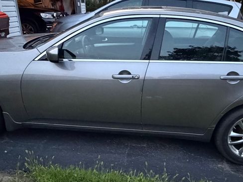 Used 2009 INFINITI G37 x Sedan AWD/4WD image 4