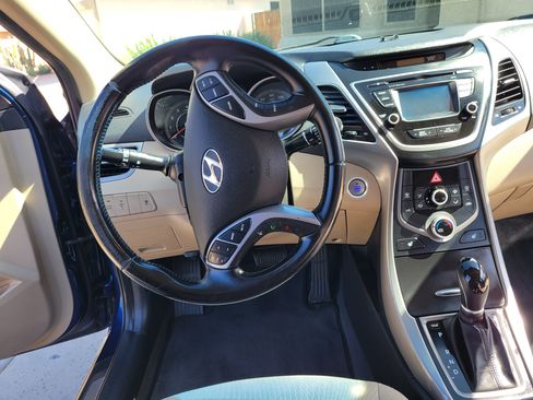 Used 2016 Hyundai Elantra Value Edition image 17