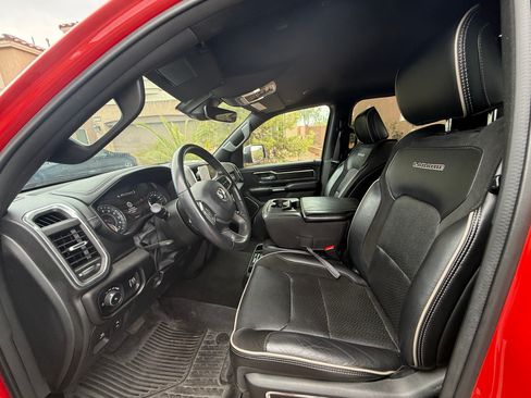 Used 2023 RAM 1500 Laramie AWD/4WD image 15