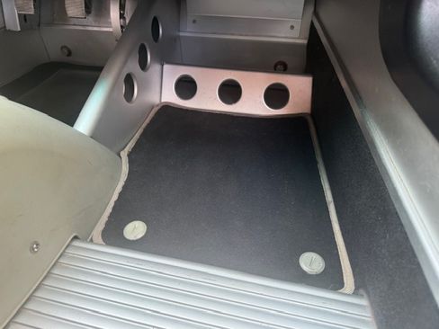 Used 2005 Lotus Elise image 16