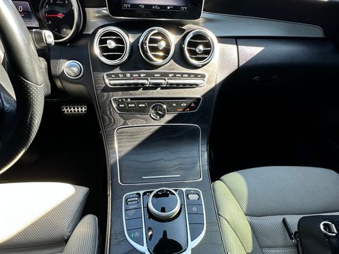 Used 2018 Mercedes-Benz C 300 4MATIC Sedan image 14