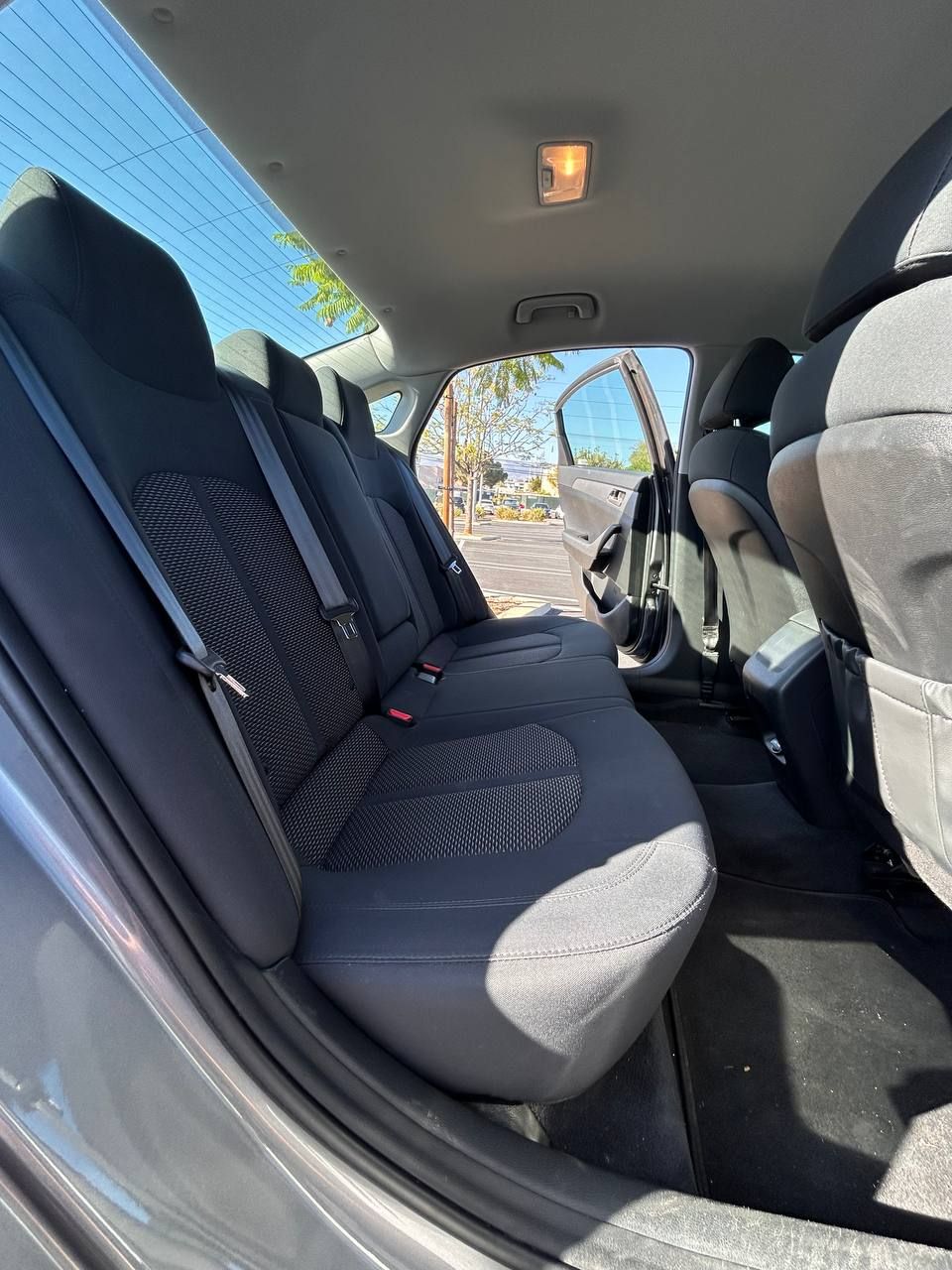 Used 2018 Hyundai Sonata SE FWD image 15