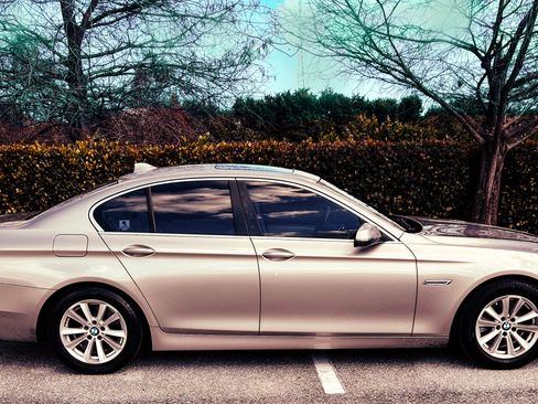 Used 2015 BMW 528i Sedan image 5