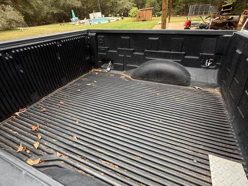 Used 2014 Ford F150 XLT image 6