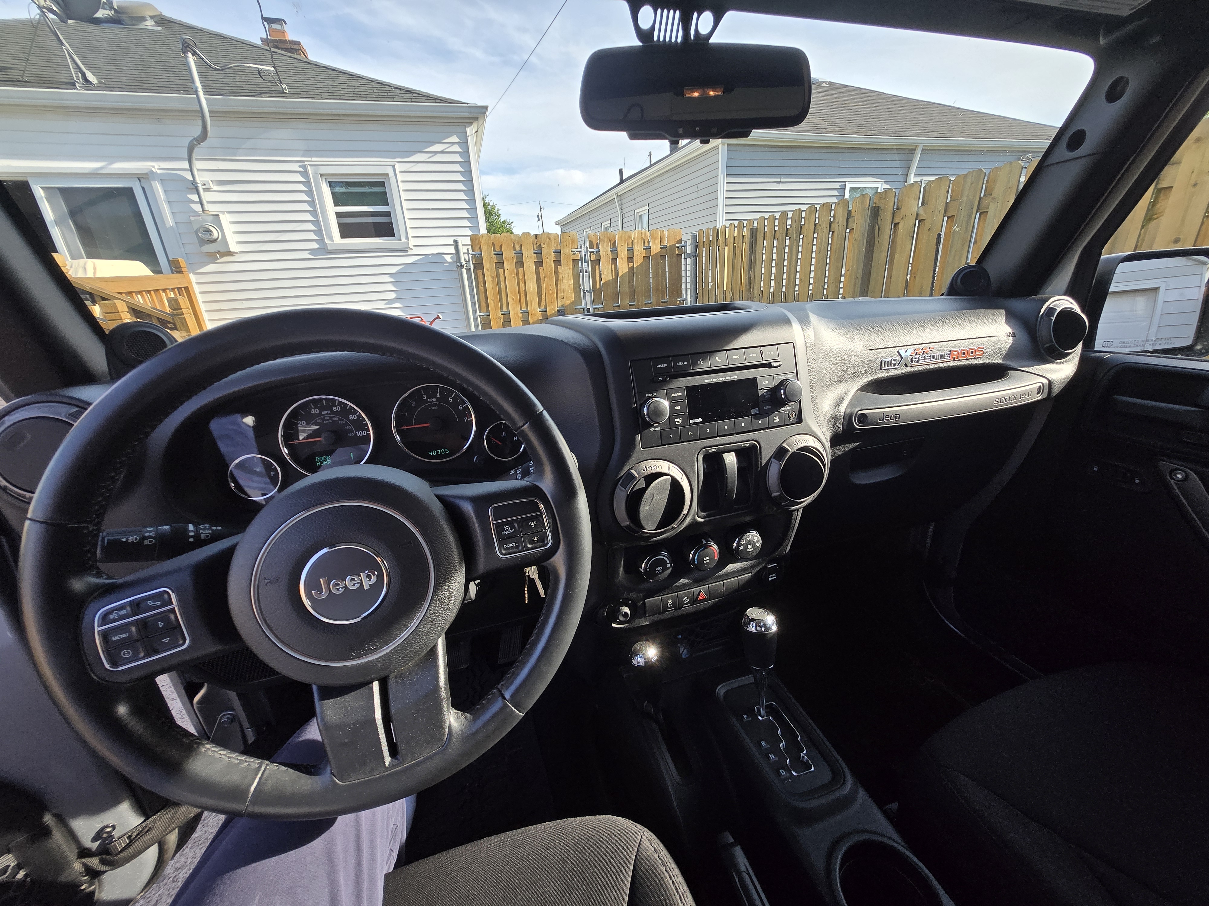 Used 2014 Jeep Wrangler Sport w/ Quick Order Package 24S AWD/4WD image 11