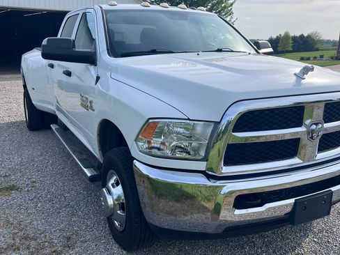 Used 2018 RAM 3500 Tradesman w/ Chrome Appearance Group image 2