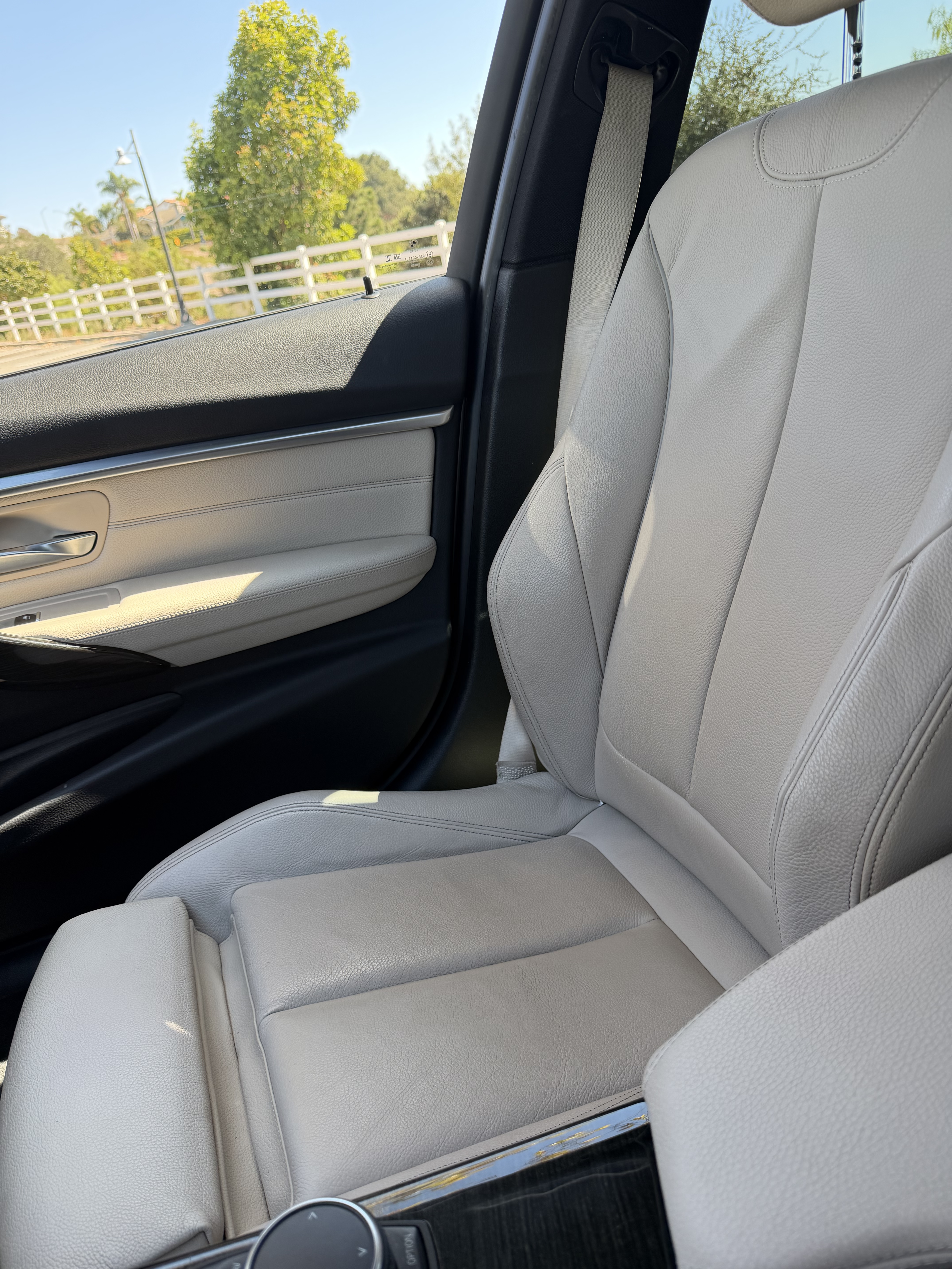 Used 2018 BMW 328d Sedan RWD image 12