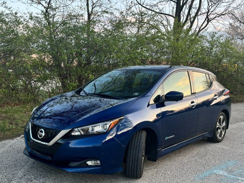 Used 2018 Nissan Leaf SL w/ SL Technology Package image 2