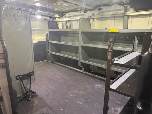 Used 2018 Ford Transit 150 130 Low Roof RWD image 5