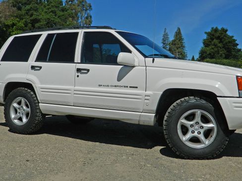 Used 1998 Jeep Grand Cherokee Limited AWD/4WD image 5