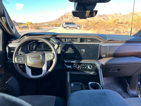 Used 2024 GMC Sierra 3500 Denali w/ Denali Reserve Package image 11