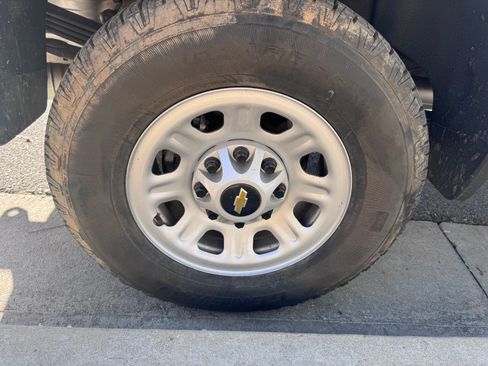 Used 2021 Chevrolet Silverado 2500 W/T image 21