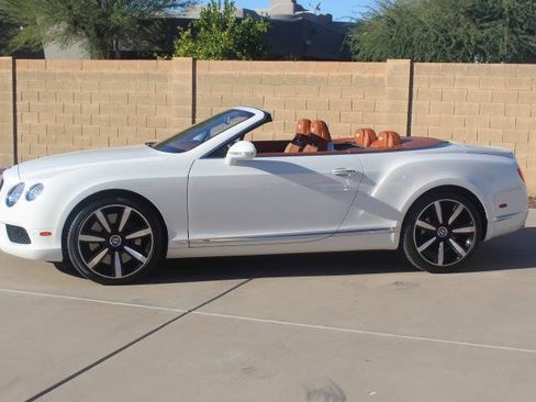 Used 2014 Bentley Continental GT image 1