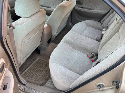 Used 2005 Kia Optima LX image 12